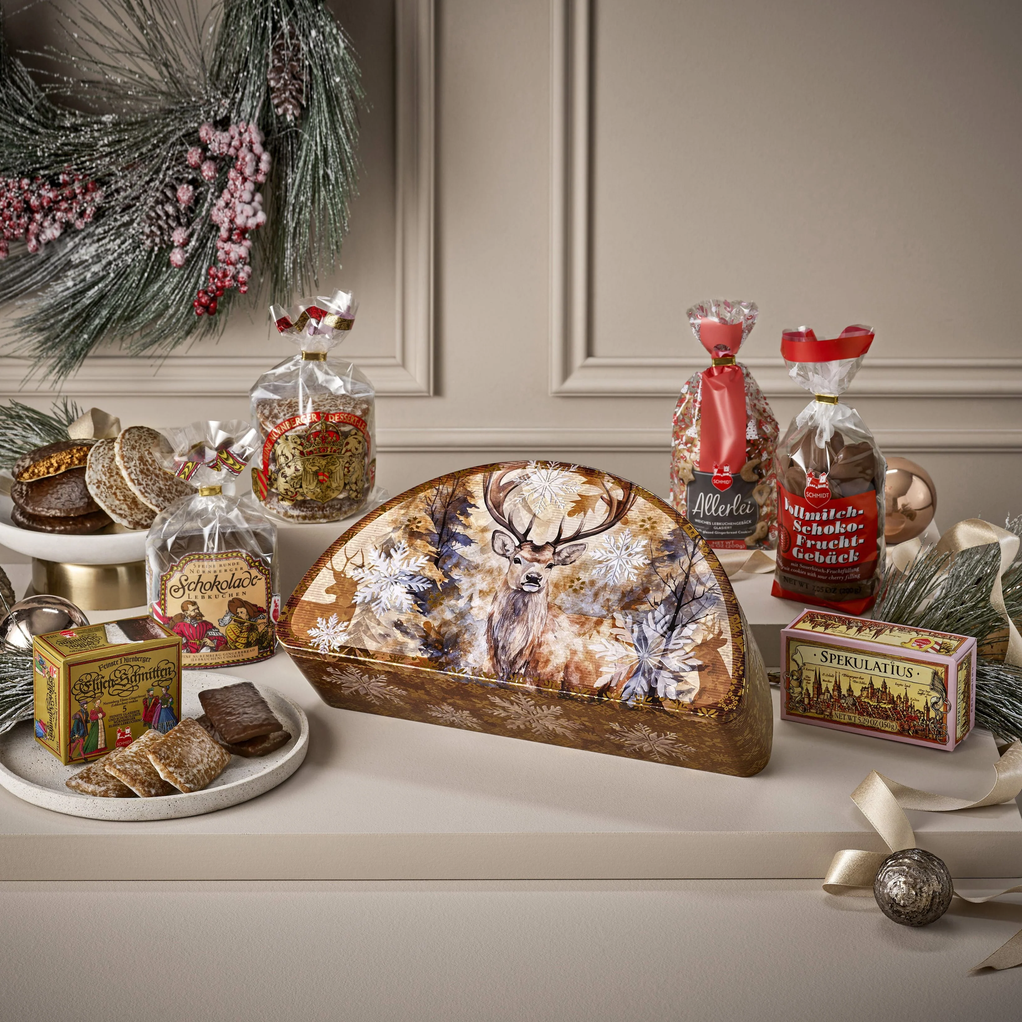 Lebkuchen Schmidt Nuremberg Arched Chest 2026
